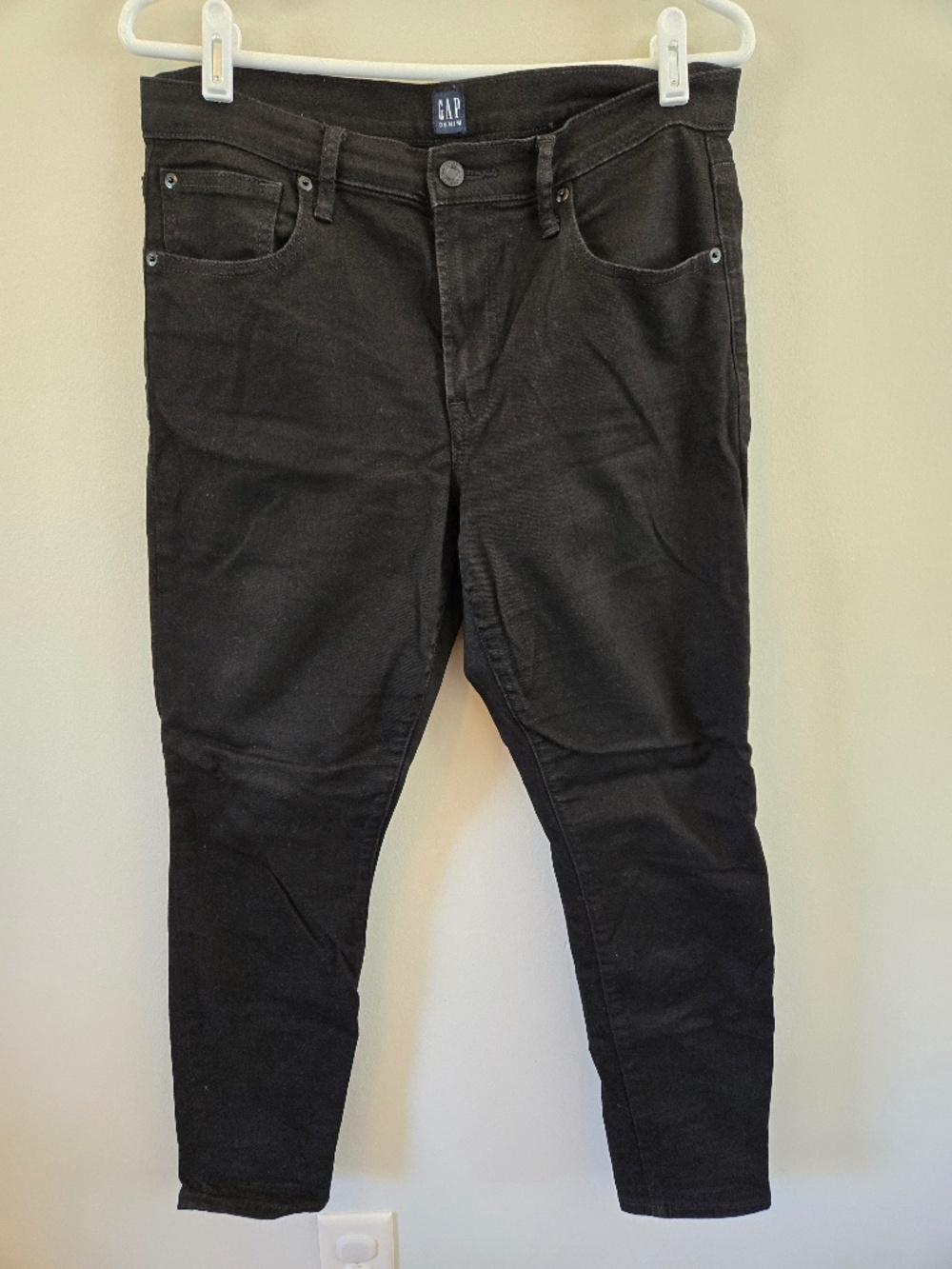 GAP Black True Skinny Jeans - Size 31 Short / 12S